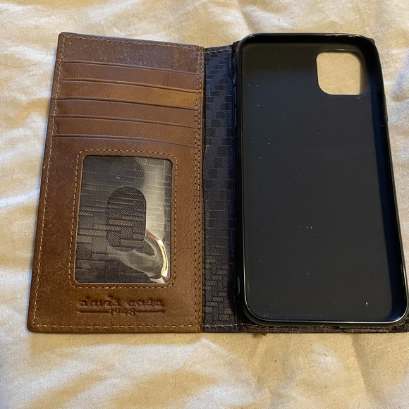 iPhone 11 Pro Max wallet case - Picture 4 of 4